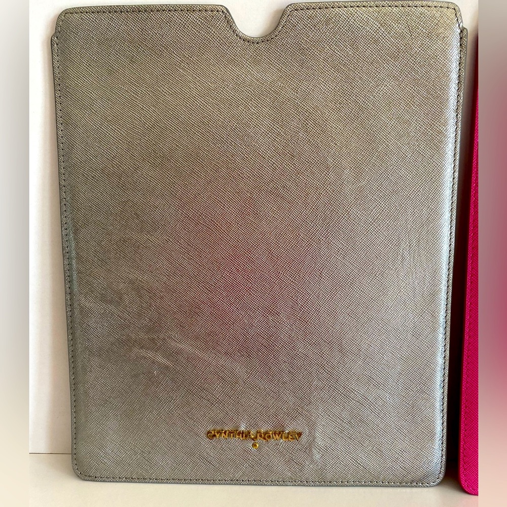 Cynthia Rowley Genuine Saffiano Leather IPad/Tablet Sleeves